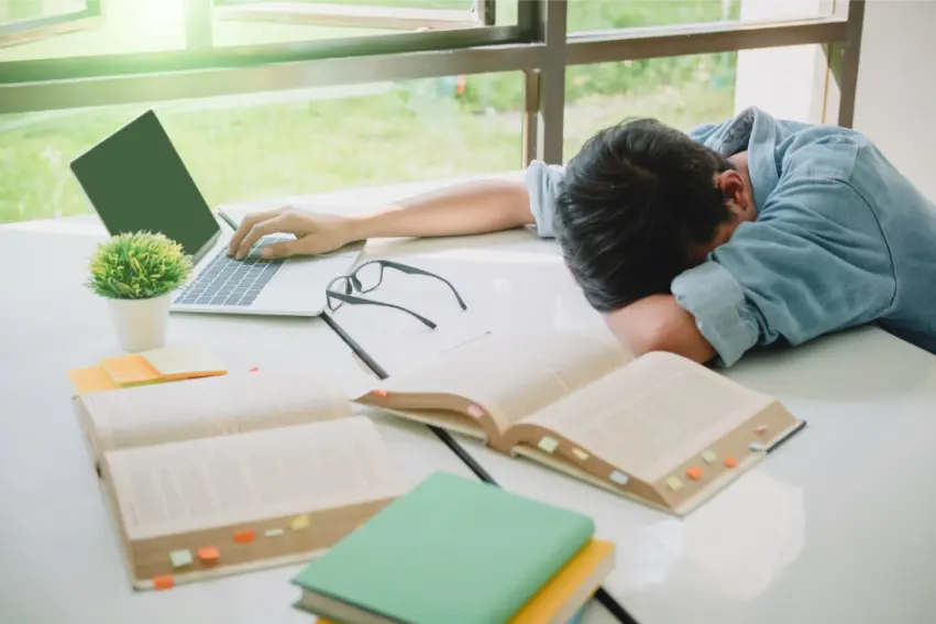 塾で成績が上がらない中学生